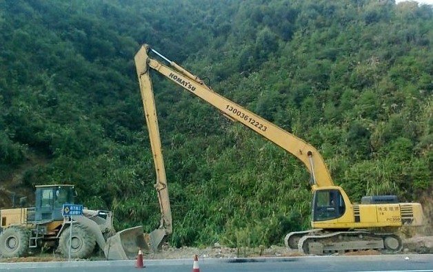 長臂挖掘機(jī)廠家、長臂挖掘機(jī)廠家定制、長臂挖掘機(jī)廠家改裝