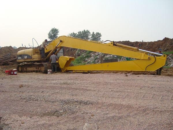 挖掘機(jī)加長(zhǎng)臂、加長(zhǎng)臂、挖掘機(jī)改裝加長(zhǎng)臂、挖掘機(jī)加長(zhǎng)臂廠家