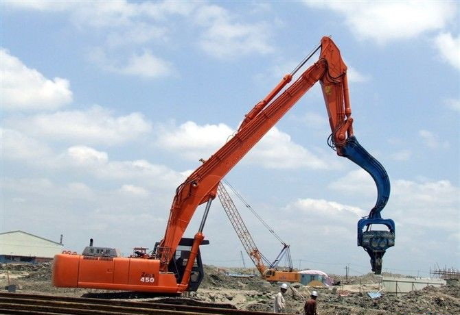 挖掘機打樁臂、打樁臂、打樁錘、挖掘機打樁臂廠家